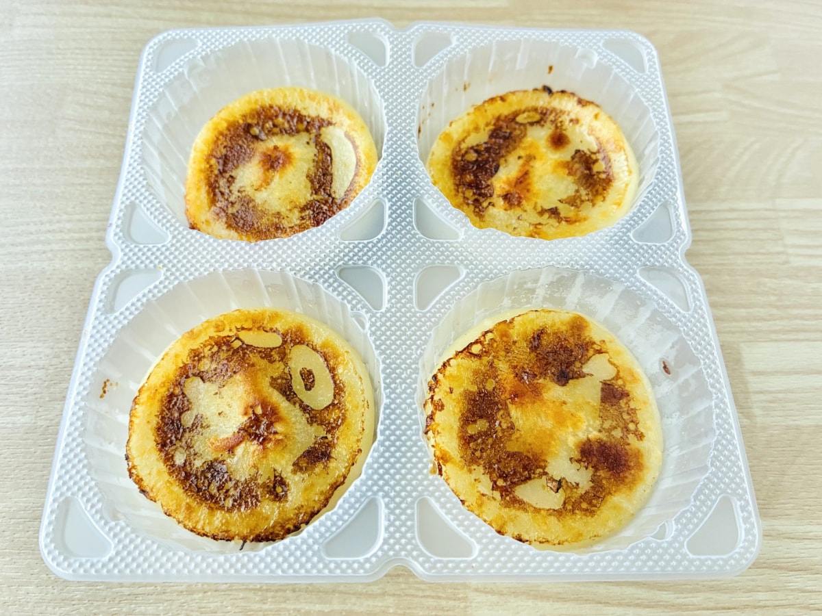 「中のスープがウマい!」「めっちゃクオリティ高い!」【ファミマ】「香ばしい焼き目焼小籠包」