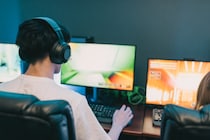 追跡リンクに知らない女性の名！ゲーム相手に貢ぐ彼氏と「疲れない」と暴言を吐く男が知ったまさかの正体
