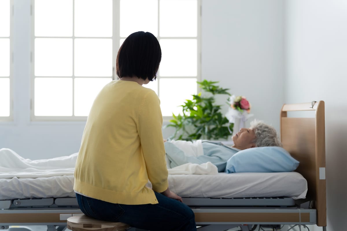 同情を誘う「生活保護受給者」の正体に絶望！年収200万・52歳女性が暴いた20代男の悪質な「洗脳」手口