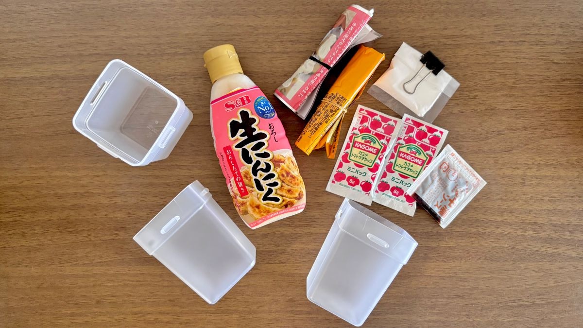 セリアの「くつした整理カップ」を冷蔵庫に使ってみた!小物が倒れないすっきり収納術