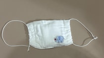 【セリア】110円の「手作りマスクキット」が猛暑対策に大活躍！ 1歳児の背中を冷やす簡単“保冷剤リュック”DIY