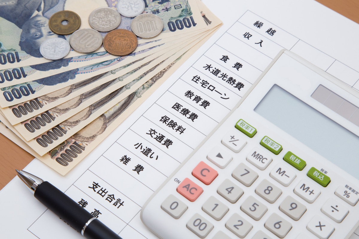 秘密兵器は大きな冷凍庫！？世帯年収600万・31歳男性エンジニアが実践する、友人も驚く買い物ハックと地道な冷凍“貯蓄”