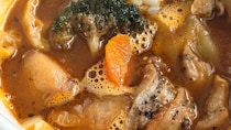 夏バテでも食欲そそる旨さ【セブン】専門店監修のスープカレーが登場