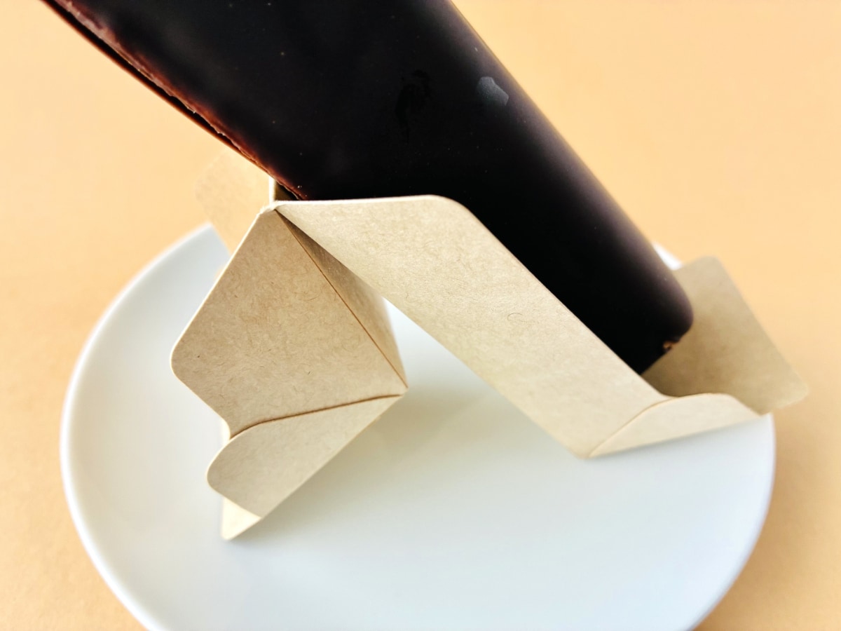 「癒される!」「食感の変化がよき!」【ローソン】ご褒美スティックケーキ パリっとふわとろショコラ