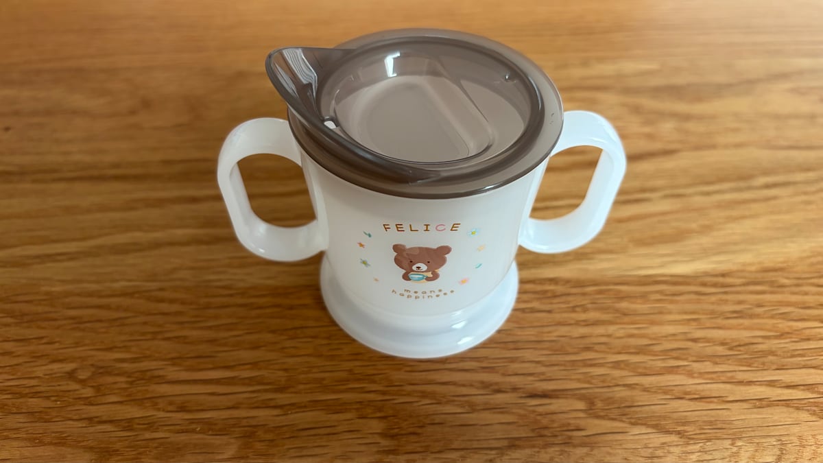 100均のコップ飲み練習グッズを2商品買ってみた!【ダイソー・セリア・キャン★ドゥ】