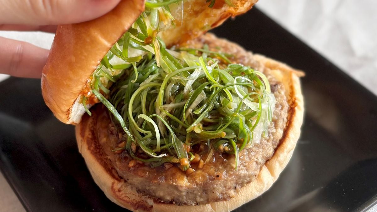 「マクドナルドより断然こっち」【ゼッテリア】大根おろしたっぷり！夏限定の和風バーガーが登場