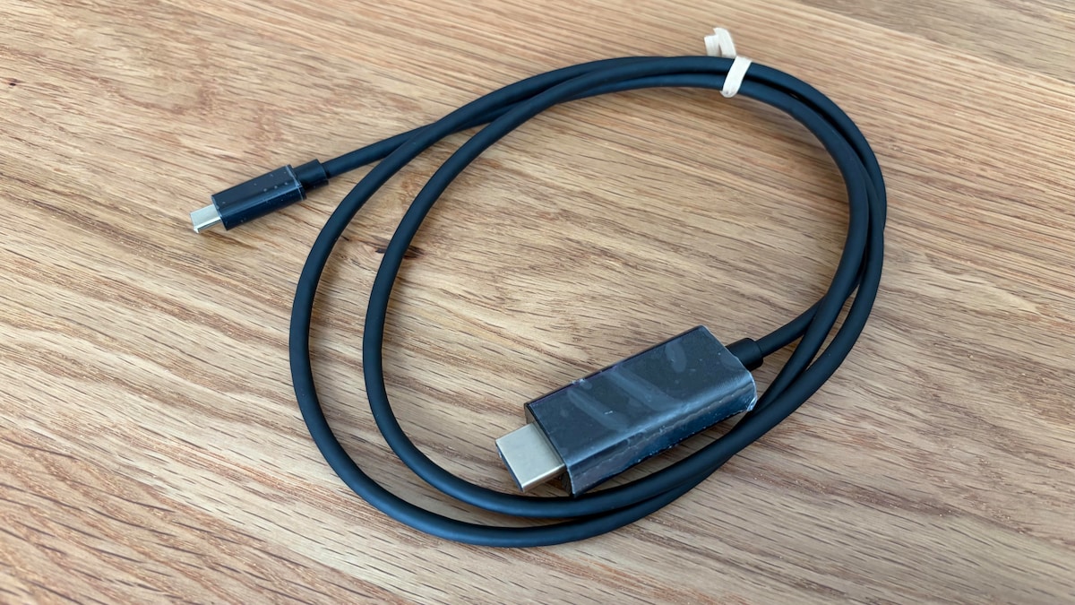 100均のUSB HDMI変換ケーブルを探してみた！ダイソー・セリア・キャン★ドゥをチェック