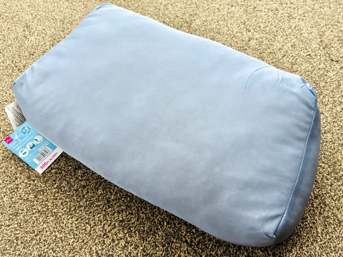 100均グッズでひんやり快適！！【ダイソー】で買える「冷感リビングアイテム」4選！