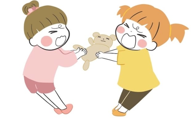 保育士「“貸してあげなさい”は逆効果です」おもちゃの取り合い→親のNG発言&正しい声かけとは!?