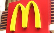 【マクドナルド】SNSで超話題！毎年大人気の商品に新作キター！「ウマすぎ！また買う」「ハマる味」