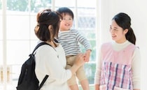 「先生に好かれる保護者」の共通点って？わが子のために、保育士さんと信頼関係を築く「小さな習慣」