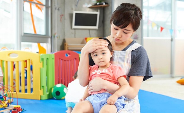 保護者「元気っぽいので来ました！」保育士が内心ヒヤッとする登園→実はNGな理由を現役保育士が解説
