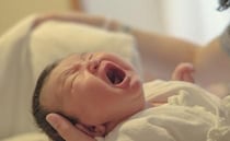「なんで泣き止まないの？」限界だった私は助産師さんに相談→「ママ、あのね」予想外の答えにびっくり