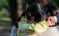 「ごめんね…」娘の涙に猛反省！→「同じ幼稚園で楽だなぁ〜」と思った私の大誤算とは？