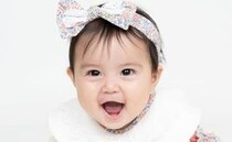 シンプルで目を引く「一文字ネーム」がオシャレすぎる♡女の子ママたちがリアルに支持した名前はコレ♪