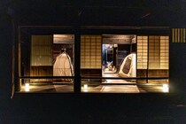 『古民家ナイトキャンプ』で特別な宿泊体験を! 大阪府日本民家集落博物館が一夜限りの特別イベントを開催