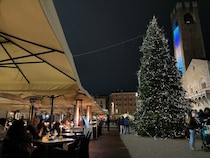 冬でも外の席でアペルティーボ【イタリア】