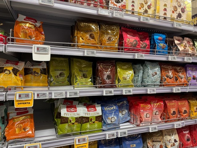 イタリアで売り場を広げつつある〇〇チョコ【イタリア】