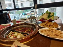 ローマでじわじわと人気上昇中！火鍋を食べる【イタリア】