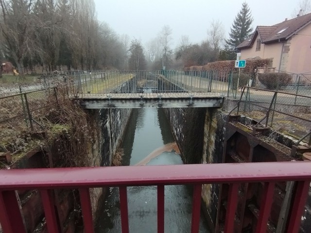 まさに先人の知恵。ロックは今も現役【フランス】