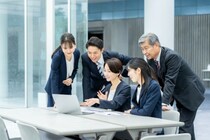 笑いが止まらない時はどうしたらいい？笑ってはいけない場面での対処方法について