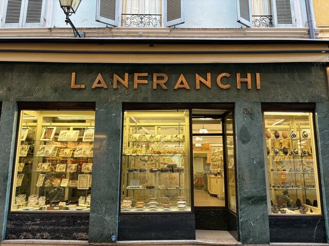 1800年代から続くクレモナ最古のお菓子屋さん【イタリア】