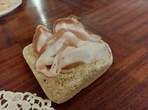 一皿1万円越えのキジ肉料理？内臓も丸ごと詰めた豪快な美味！【イタリア】