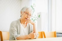 高齢の親との同居がつらい人へ現実的な解決策
