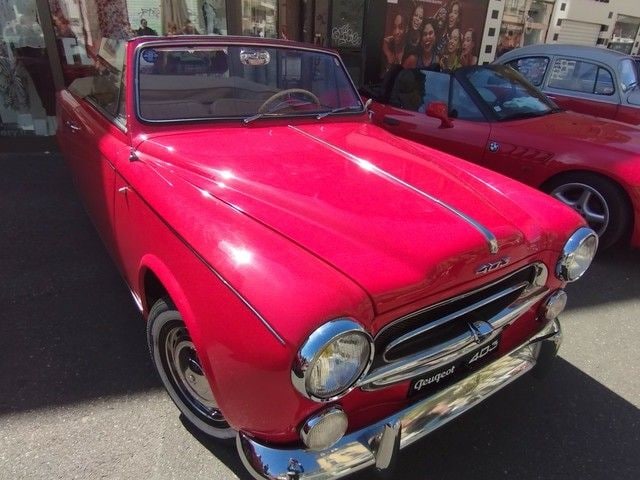 ストリートで気軽な持ちより展示会【フランス】