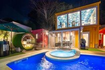 THE BOXY AWAJIで過ごす淡路島連泊プラン、サウナやプールを時間を気にせず満喫