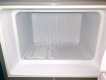 冷凍庫の霜を取る方法と予防するコツ