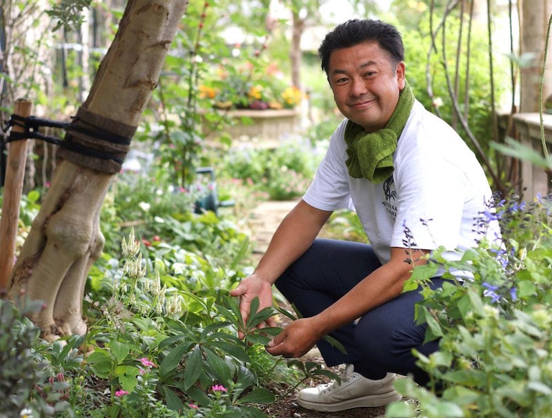 クリスマスローズと横山さん