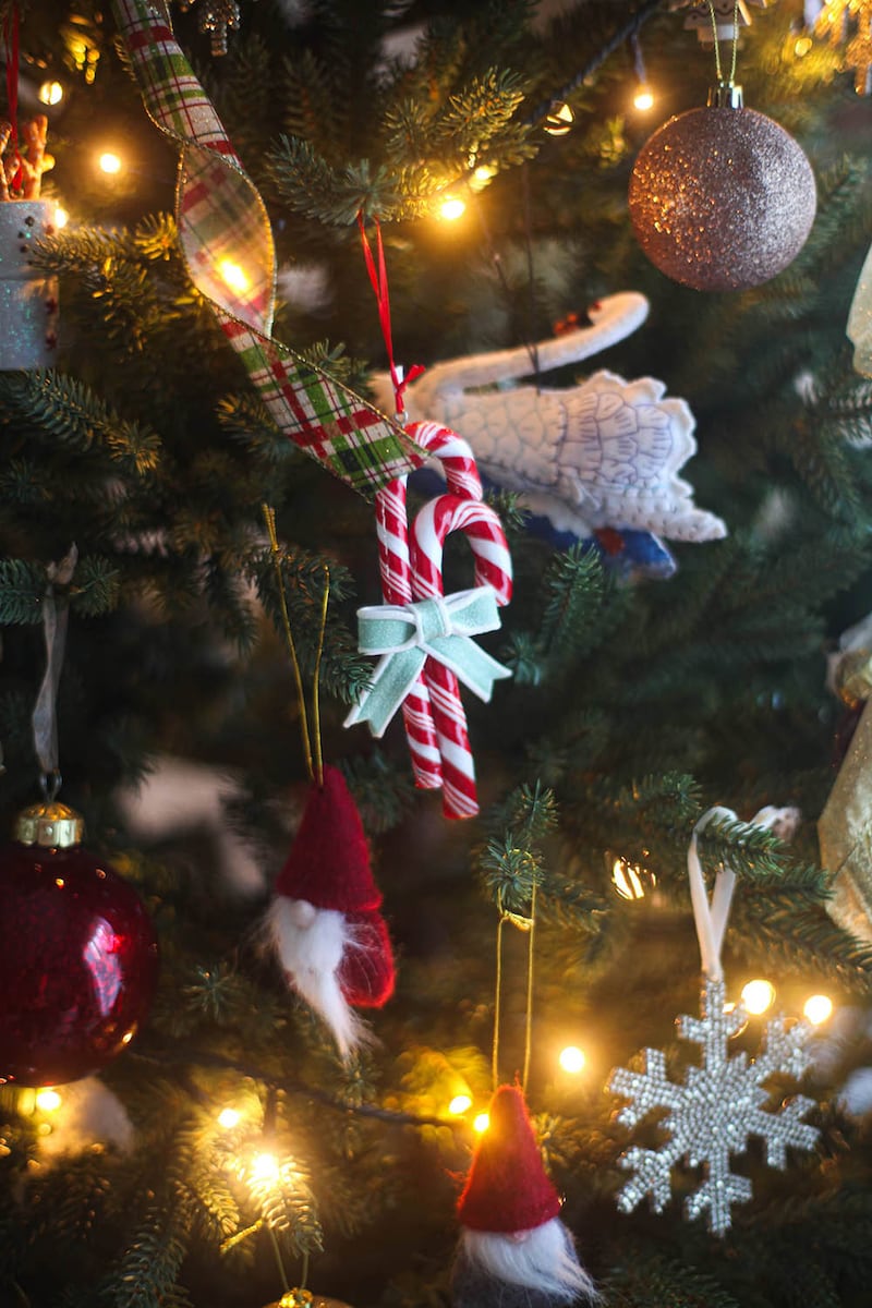 クリスマスツリーの飾り