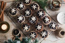 イギリスのクリスマスに「絶対になくてはならない」お菓子！ 魅惑のミンスパイの作り方