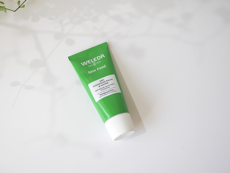 とろけるテクスチャーとじんわり温感でゴワつきもくすみもオフ　ヴェレダ「スキンフード クレンジングバーム」