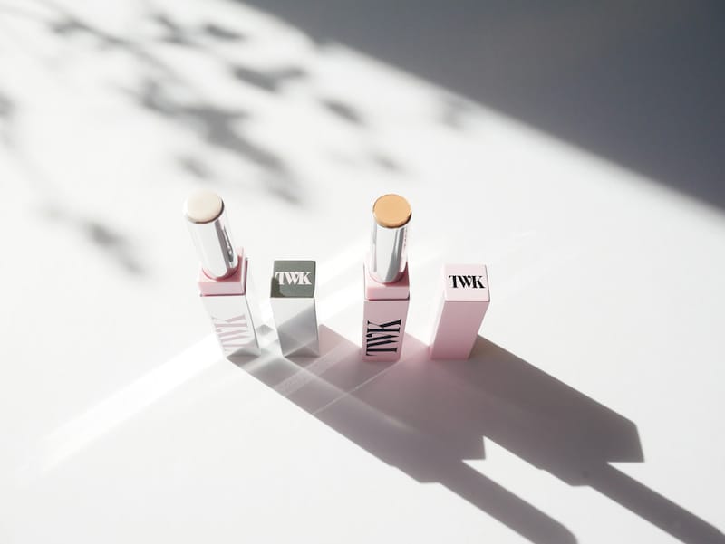 繊細なパールがきらめくハイライト