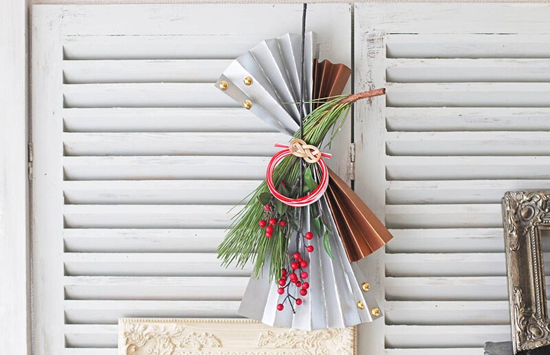 100均グッズで作る「華やかお正月飾り」