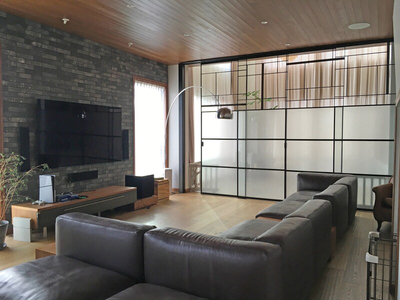 リビングの向こうはドッグランスペース。