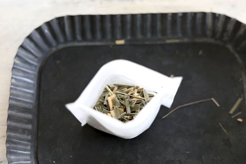 お茶パックに入れる