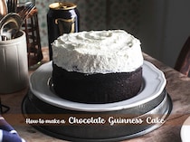 バレンタインに手作り！ 黒ビール×クリームチーズで作る「泡まで美味しい」大人のケーキ