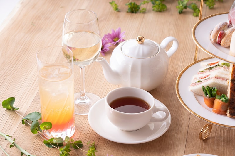 Drink：グラスワインまたはノンアルコールカクテル、コーヒーまたは紅茶（おかわり自由）