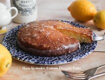 英国菓子ランキング常連！ じゅわっと染み込む「レモンドリズルケーキ」