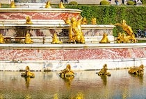 【世界の名園クイズ】この噴水、どこの庭？ ヒントは「オリンピックの競技場にも」