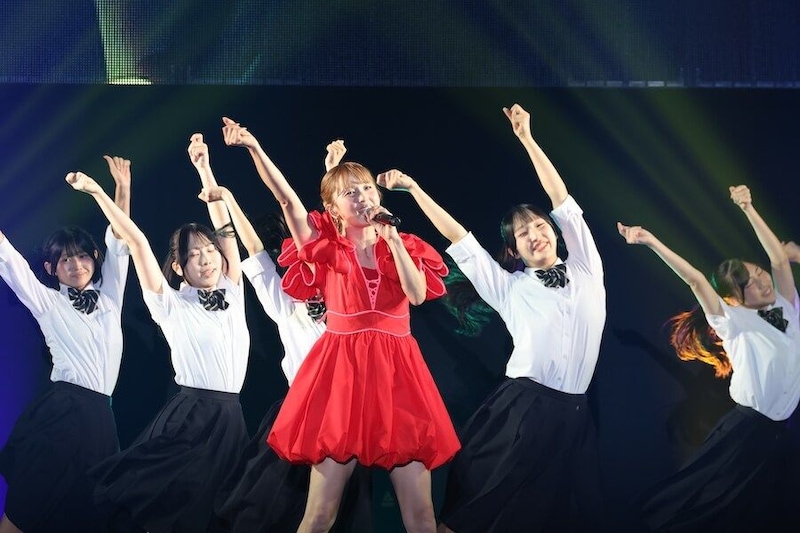Dream Ami、地元高校ダンス部と「Follow Me」でコラボ「皆さんと一緒だとすごく新鮮！」＜NAMICS presents TGC 新潟 2026＞