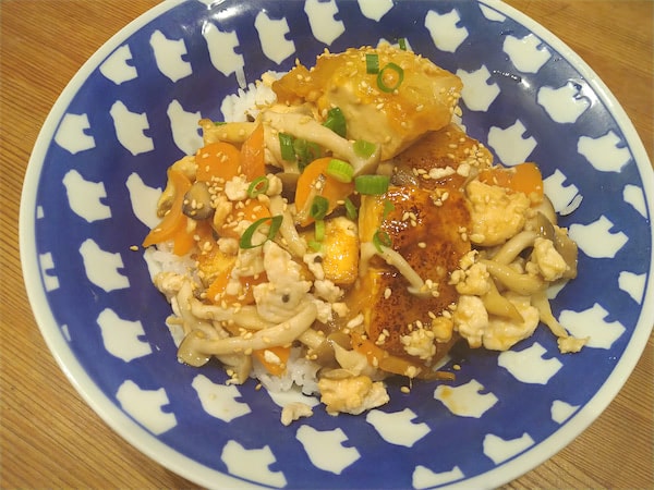 【豆腐ときのこでガッツリ系!?に】ヘルシー素材で「どんぶり」作ってみた！実はマヨてんこ盛り♪【農家直伝】