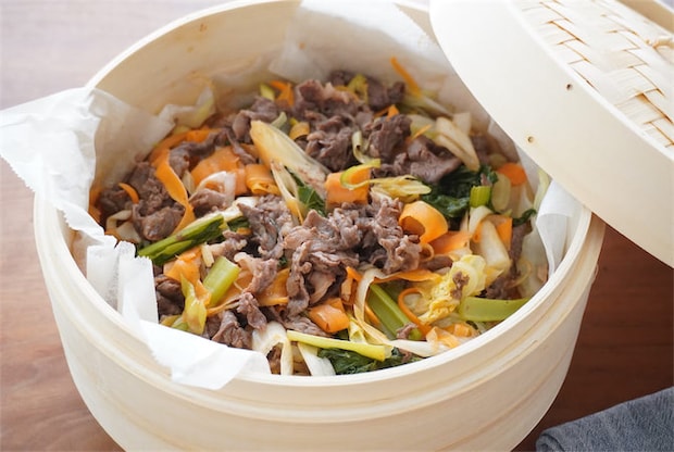 「せいろ蒸し」デビューはコレで決まり！甘辛ダレの「牛肉のチャプチェ風」作ってみた！野菜甘っ♡【農家直伝】