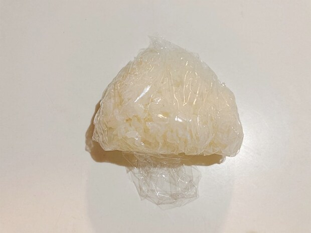 ラップをまとめて形を整える