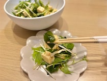 【焼き肉のタレでサラダを食べる!?】お酢＆辛味プラスで絶品に♪これ、焼肉屋さんの定番ドレッシングだわ♡