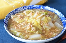 【中華じゃないマーボー!?】和風だしで味をキメる「白菜マーボー」作ってみた！あったかトロンでホっとする♡