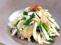 【意外な組み合わせ】白菜×春菊×刺身のサラダ仕立て爆誕！ご飯もお酒もススム♡お茶漬けにすると二度おいしい!?